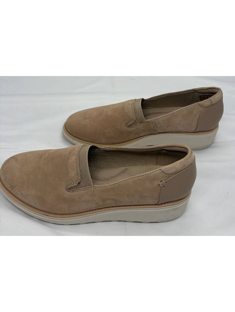 Clarks Women's Sharon Dolly Platform Loafer Brown Suede Size: 7.5 slip-on casual